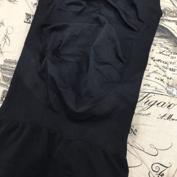 BLANQI Everyday Maternity Belly Support Tank Top - Picture 4 of 7